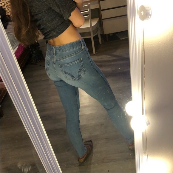 💥Hollister Jeans - Picture 2 of 6